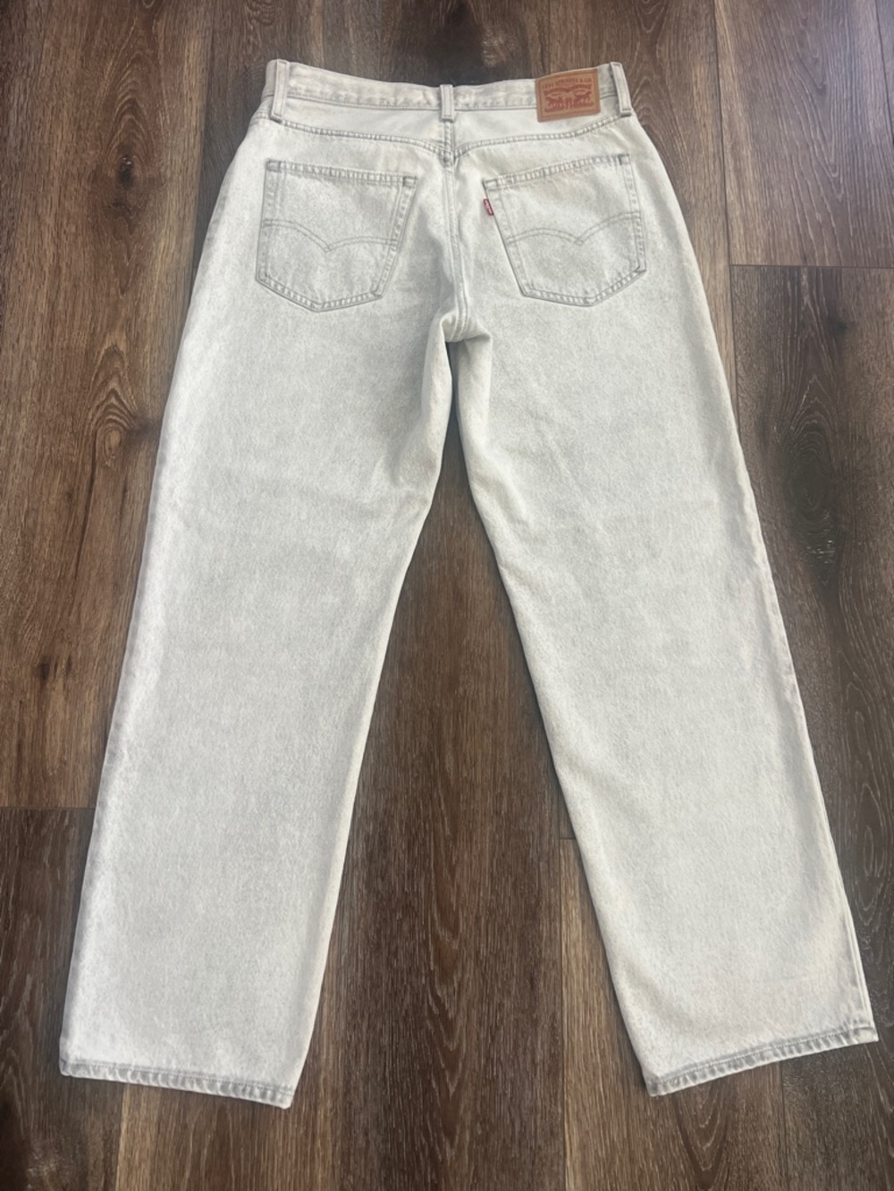 Levi's® ‘94 Baggy Fit Jeans Light Gray Splattered Wash W/Soft White Denim Base 🩶 - Picture 7 of 11